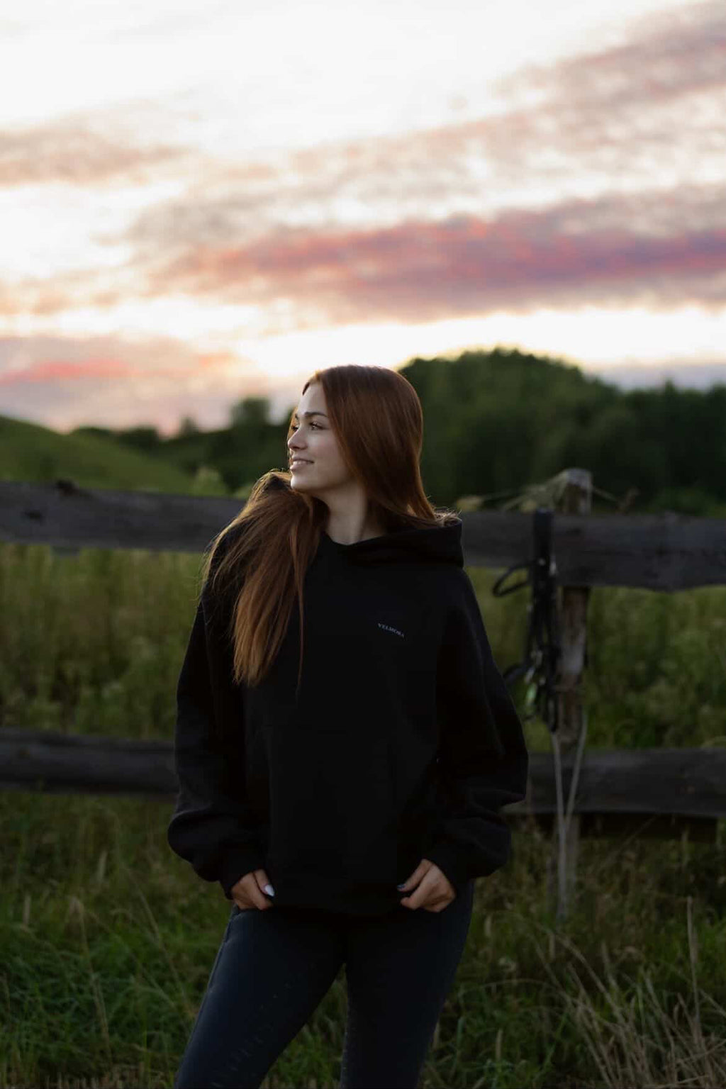 VELMORA BLUZA BOXY - BLACK